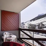 Отель Les 2 Alpes L'oree Des Pistes