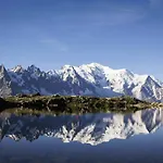 Отель Les 2 Alpes L'oree Des Pistes Ле дез Альп