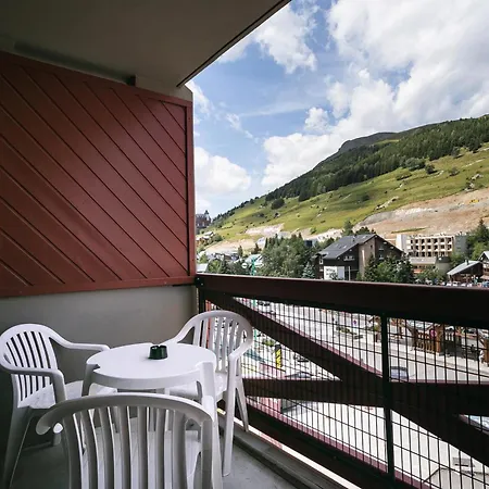 Les 2 Alpes L'oree Des Pistes Szálloda 3*