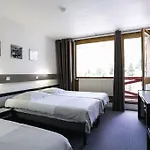 Hotel Les 2 Alpes L'orée Des Pistes 3*