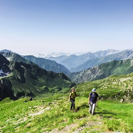 Les 2 Alpes L'oree Des Pistes Отель Ле дез Альп