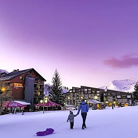 Les 2 Alpes L'oree Des Pistes 莱德萨阿尔卑斯