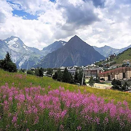 Les 2 Alpes L'oree Des Pistes