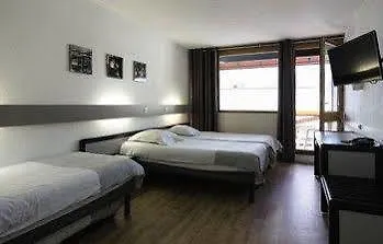 Les 2 Alpes L'oree Des Pistes 3* 莱德萨阿尔卑斯