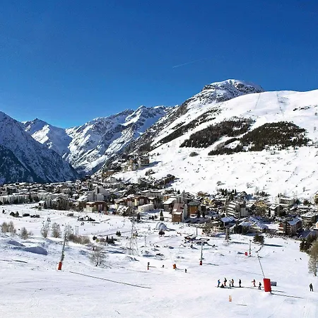 Les 2 Alpes L'oree Des Pistes